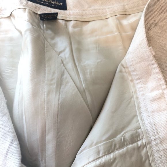 Brooks Brothers tan linen Bermuda shorts - Picture 8 of 8